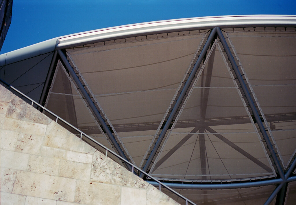 Olympiastadion Berlin, Dachkonstruktion