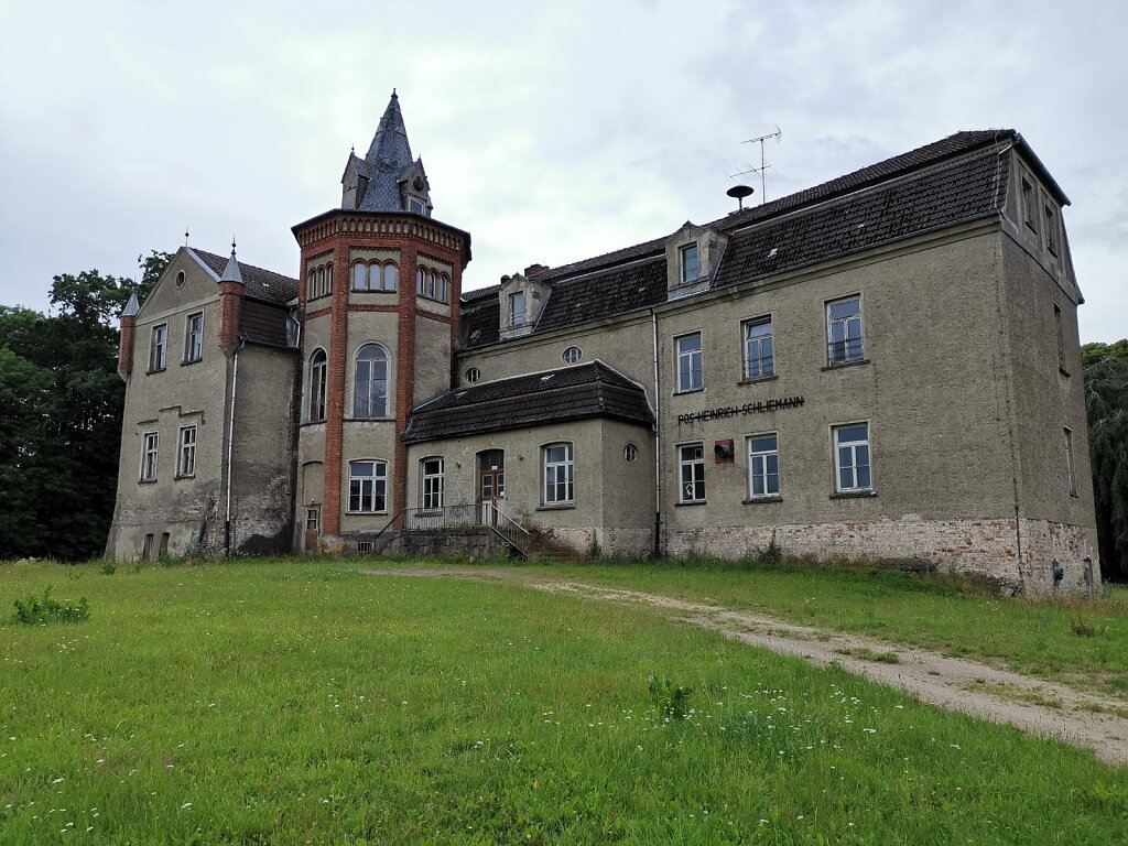 Schliemann Schule
